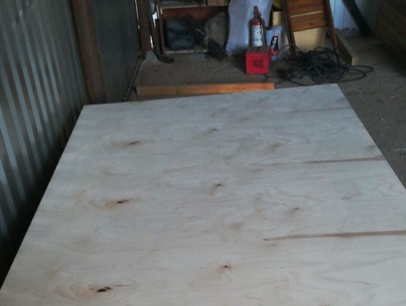 Contreplaque interieur 1525 mm x 1525 mm x 3 mm