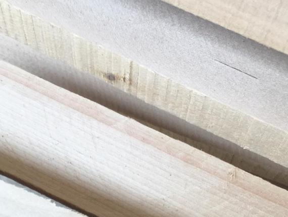 25 mm x 100 mm x 3000 mm KD 建築材桦树